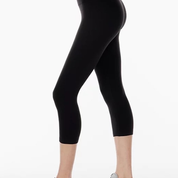TNA Low-Rise Cropped Leggings - Picture 2 of 8